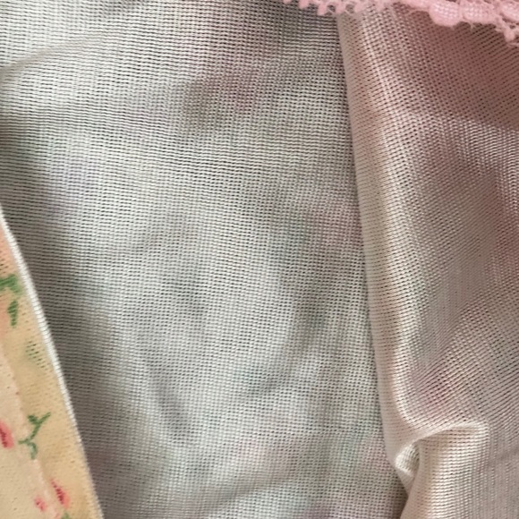 Floral lace cropped camisole (handmade on Etsy) - Picture 7 of 8